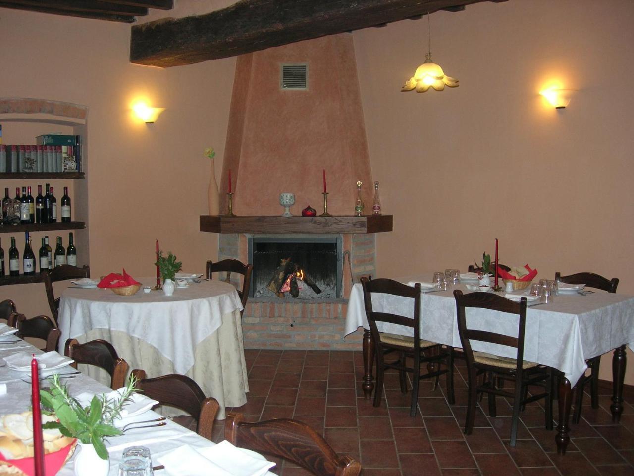 Agriturismo Campass Castelvetro Piacentino Ngoại thất bức ảnh